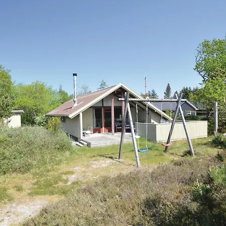 Tatil Evi Beach Front Home In Blavand With Wifi
